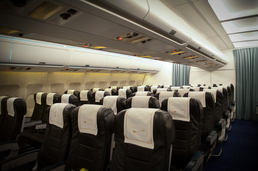 Çift Koridorlu Uçak Dekoru Çift Koridorlu Uçak Dekoru