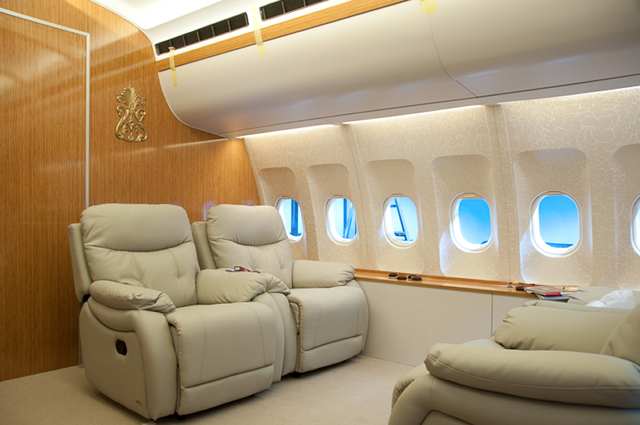 Özel Jet Uçak Dekoru Dikine Kesit Uçak Dekoru