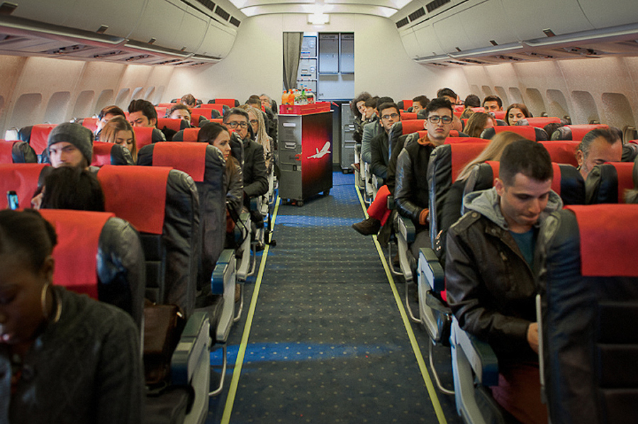 Çift Koridorlu Uçak Dekoru Tek Koridorlu Uçak Dekoru