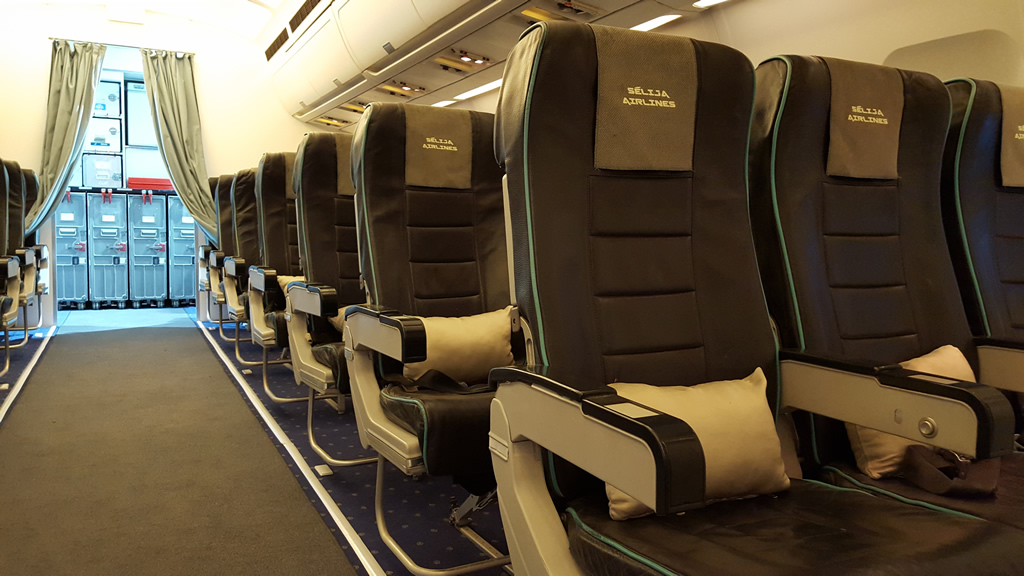 Tek Koridorlu Uçak Dekoru Tek Koridorlu Uçak Dekoru