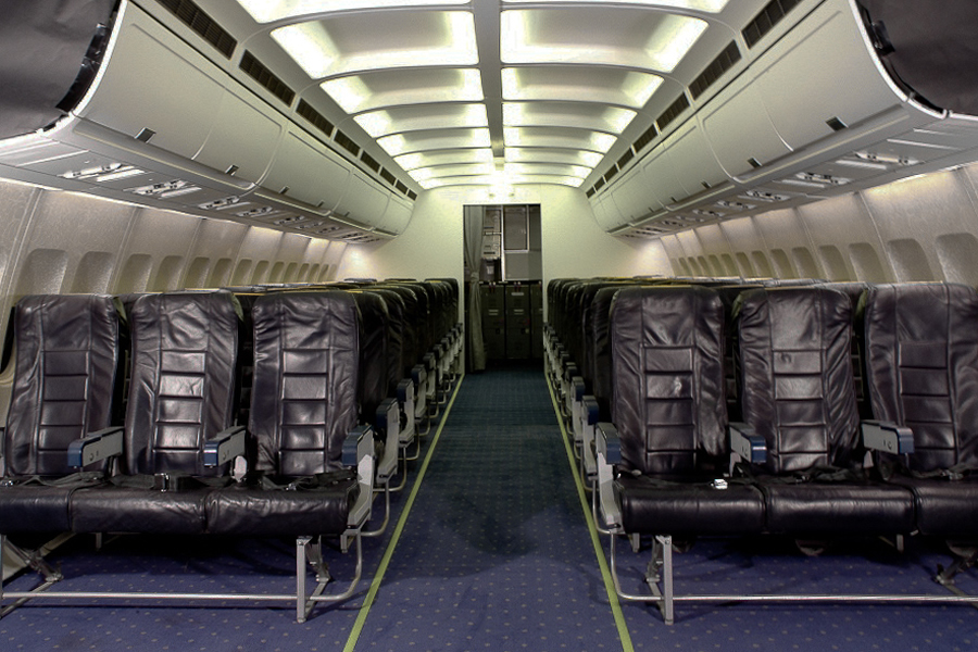 Tek Koridorlu Uçak Dekoru Tek Koridorlu Uçak Dekoru